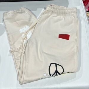 CHNGE sweat pants. Size medium. NWOT.